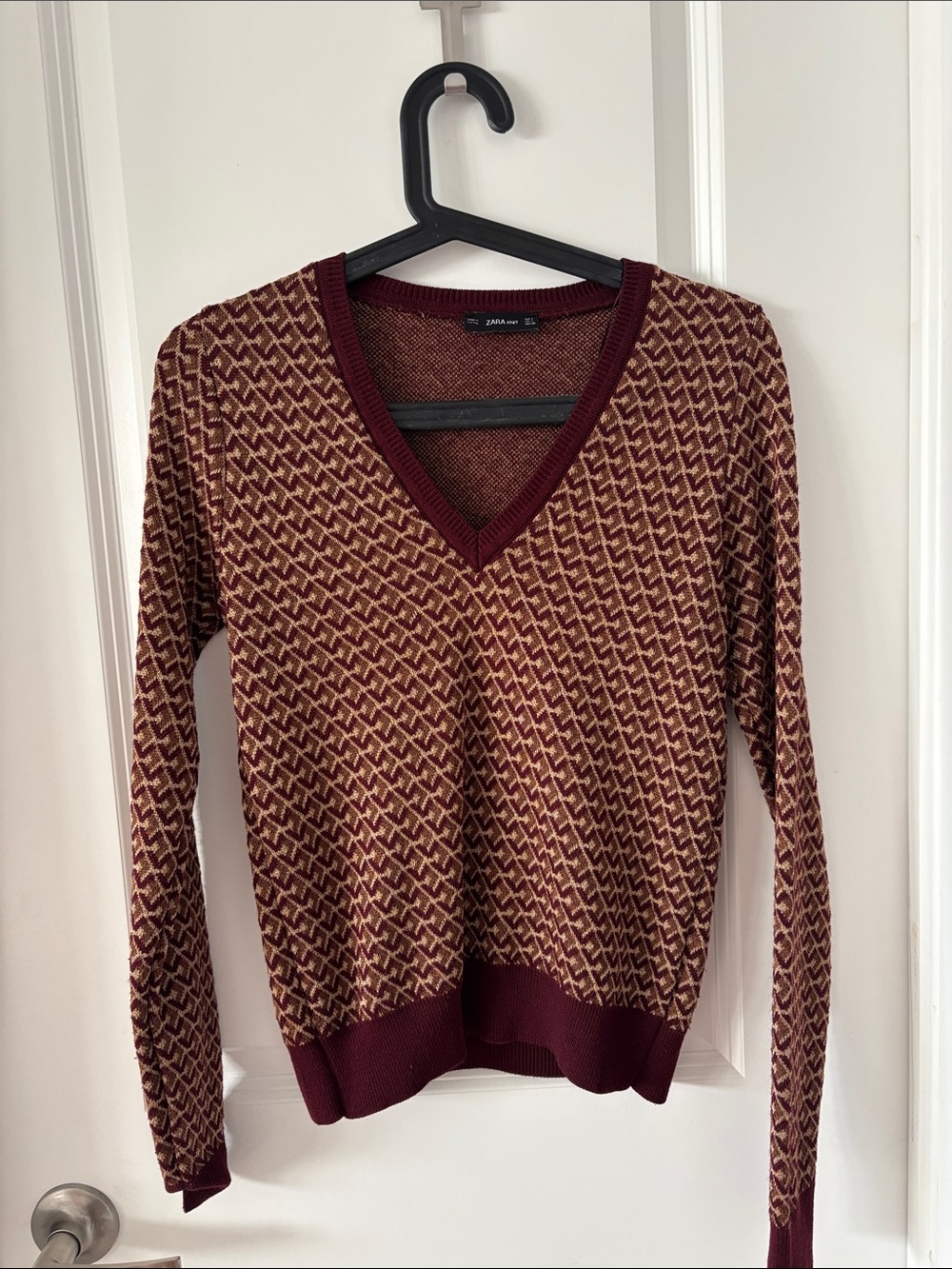 Zara Burgundy and Tan Patterned V-Neck Sweater